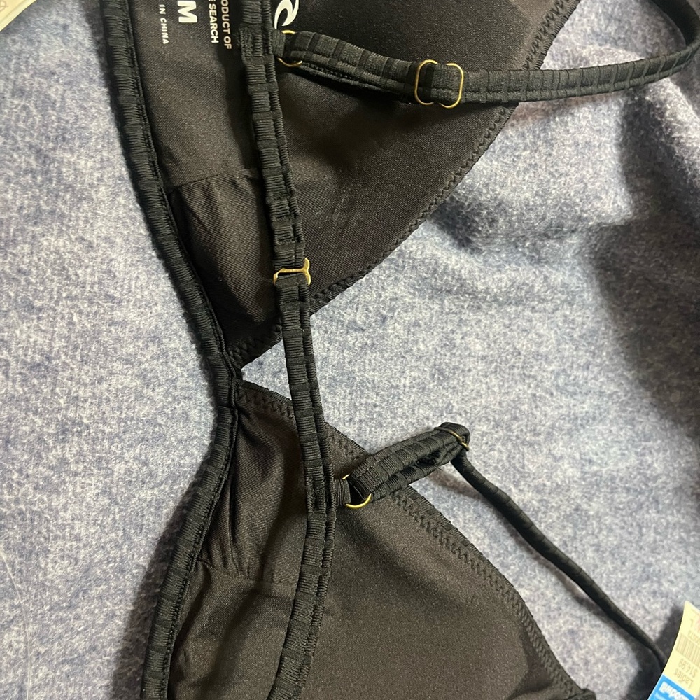 Rip Curl Black Bikini Triangle Top oNLY Size Medium NWT - Picture 3 of 3
